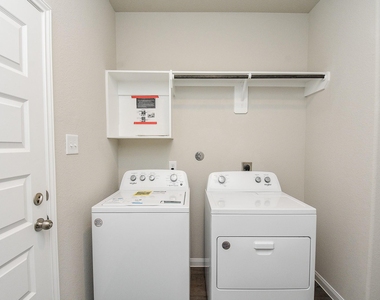 14042 Chinook Drive - Photo Thumbnail 28