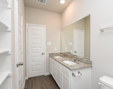 14042 Chinook Drive - Photo Thumbnail 20