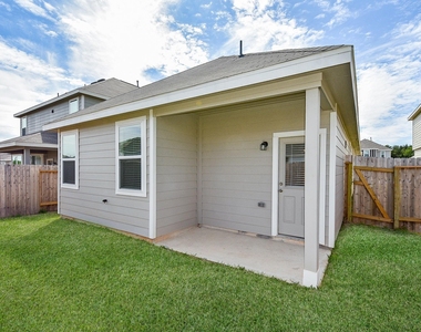 14042 Chinook Drive - Photo Thumbnail 40