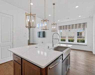 599 Cypress Valley Avenue - Photo Thumbnail 18