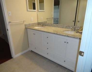 8055 Cambridge Street - Photo Thumbnail 10