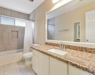 74 S Wynnoak Circle - Photo Thumbnail 22