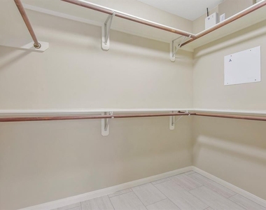 74 S Wynnoak Circle - Photo Thumbnail 21