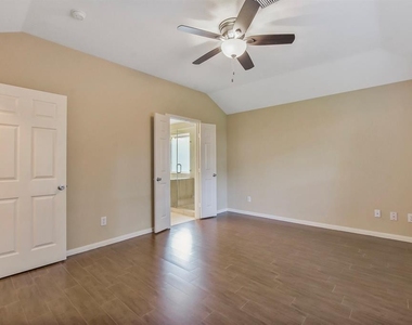 74 S Wynnoak Circle - Photo Thumbnail 17