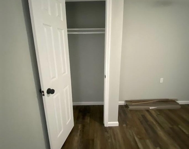 607 S Main Street - Photo Thumbnail 8
