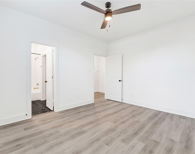 4602 Indie Heights Lane - Photo Thumbnail 11