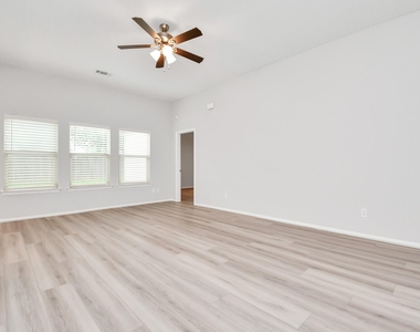 24118 Wild Horse Lane - Photo Thumbnail 15