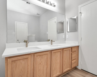 24118 Wild Horse Lane - Photo Thumbnail 29