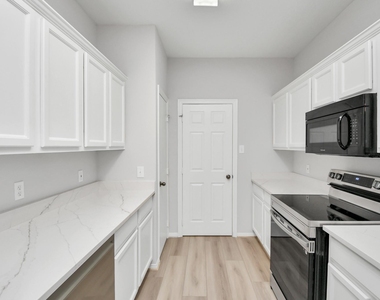 24118 Wild Horse Lane - Photo Thumbnail 19