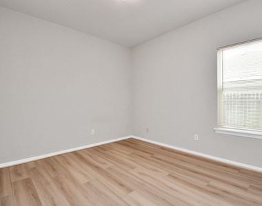 24118 Wild Horse Lane - Photo Thumbnail 8