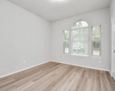 24118 Wild Horse Lane - Photo Thumbnail 10