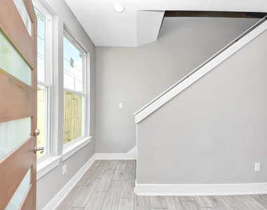 2608 Campbell Street - Photo Thumbnail 7