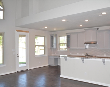 5706 Caper Shores Lane - Photo Thumbnail 12