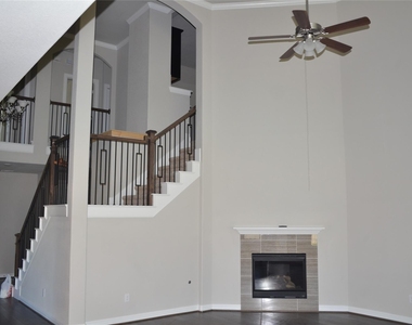 5706 Caper Shores Lane - Photo Thumbnail 6