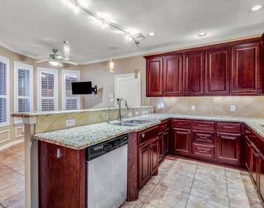 1524 Birdsall Street - Photo Thumbnail 17