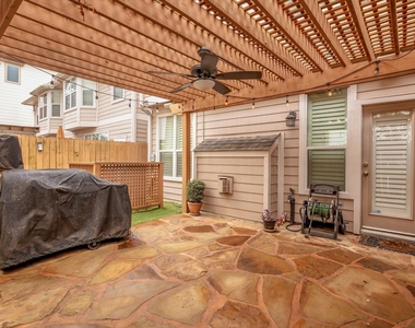 1524 Birdsall Street - Photo Thumbnail 41