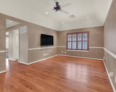 1524 Birdsall Street - Photo Thumbnail 23