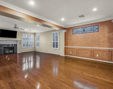 1524 Birdsall Street - Photo Thumbnail 14