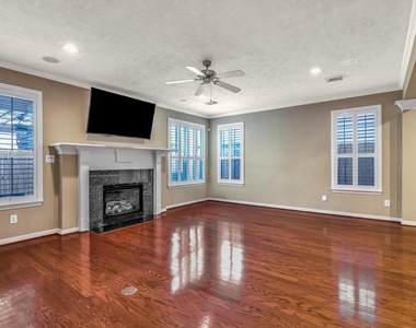 1524 Birdsall Street - Photo Thumbnail 12