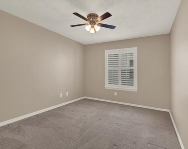 1524 Birdsall Street - Photo Thumbnail 35