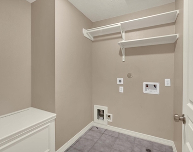 1524 Birdsall Street - Photo Thumbnail 40
