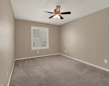 1524 Birdsall Street - Photo Thumbnail 34