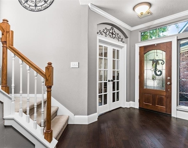 2 Hollow Glen Place - Photo Thumbnail 4