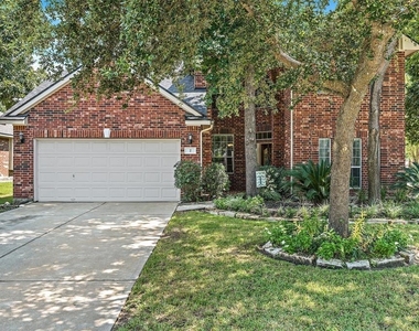 2 Hollow Glen Place - Photo Thumbnail 1