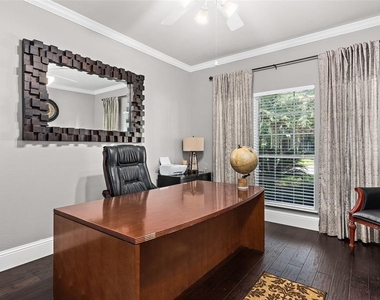 2 Hollow Glen Place - Photo Thumbnail 21