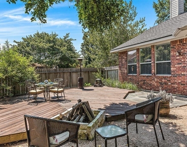 2 Hollow Glen Place - Photo Thumbnail 29