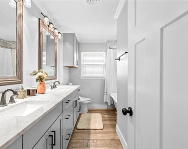 10058 Cedardale Drive - Photo Thumbnail 20