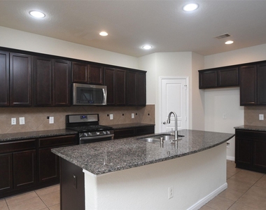 16614 Spirit Lake Court - Photo Thumbnail 3