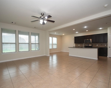 16614 Spirit Lake Court - Photo Thumbnail 6