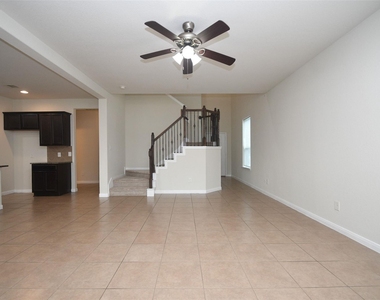 16614 Spirit Lake Court - Photo Thumbnail 9