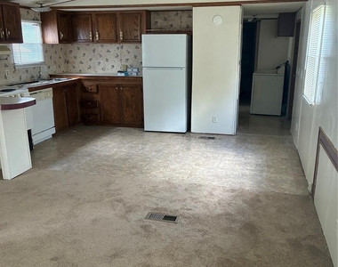 3410 Old Houston - Photo Thumbnail 4