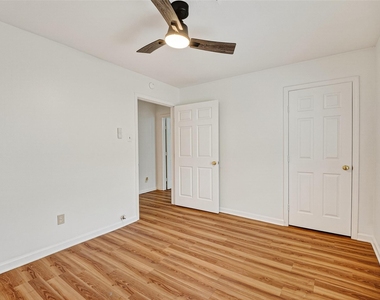 7426 Miley Street - Photo Thumbnail 16