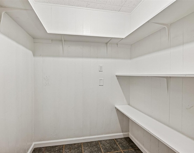7426 Miley Street - Photo Thumbnail 10