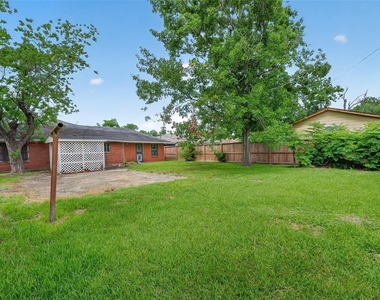 7426 Miley Street - Photo Thumbnail 24