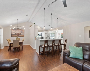 267 E Rainbow Ridge Circle - Photo Thumbnail 5