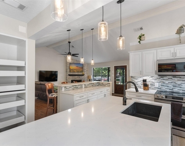 267 E Rainbow Ridge Circle - Photo Thumbnail 13