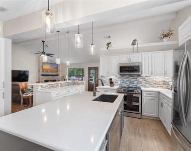 267 E Rainbow Ridge Circle - Photo Thumbnail 12