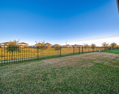 3802 Colorado Bend Drive - Photo Thumbnail 40