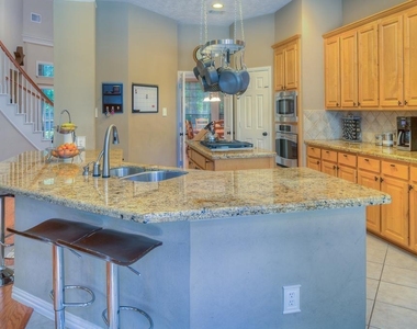 22 Villa Canyon Place - Photo Thumbnail 9