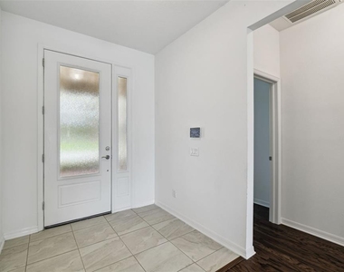 4512 Tatum Loop - Photo Thumbnail 6