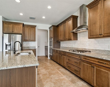 4512 Tatum Loop - Photo Thumbnail 27