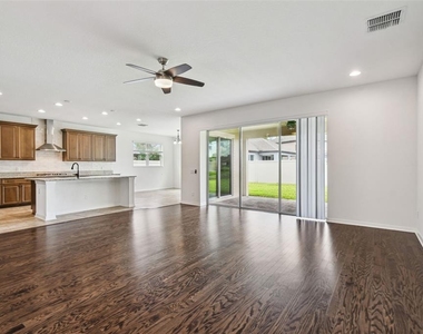 4512 Tatum Loop - Photo Thumbnail 20