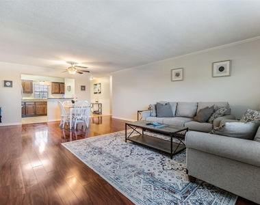 701 Poinsettia Road - Photo Thumbnail 9