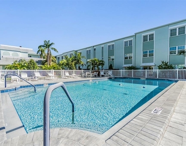701 Poinsettia Road - Photo Thumbnail 20