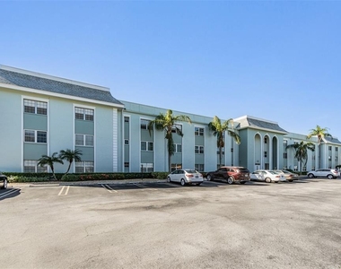 701 Poinsettia Road - Photo Thumbnail 23