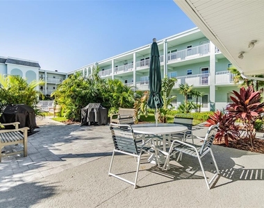 701 Poinsettia Road - Photo Thumbnail 17